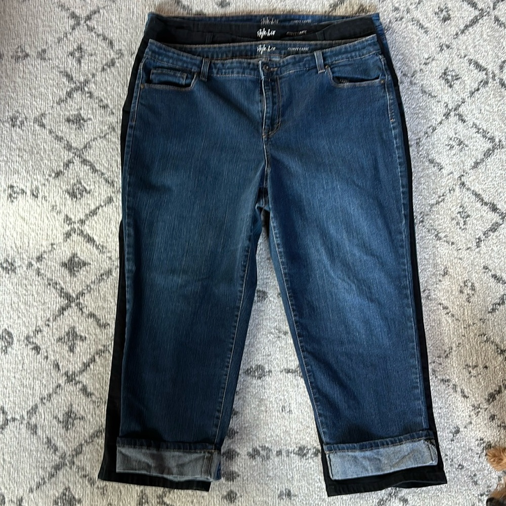Lot of 3 Style & Co Curvy Jean Capri